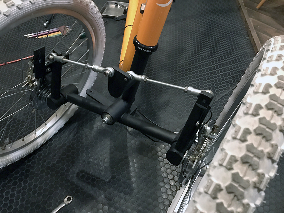 STROKE Cargo Trike試作3号機の足回り。ちょっとシンプルすぎた。