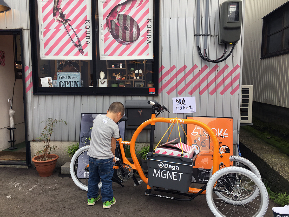 カーゴバイクは子供に大人気