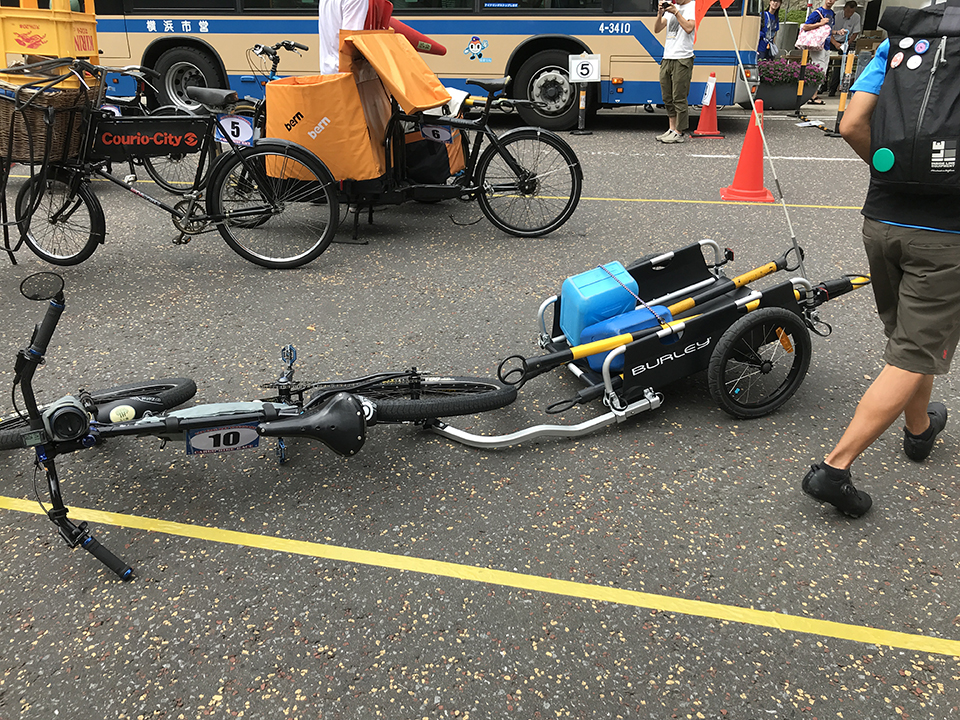 牽引式トレーラーは意外と苦戦