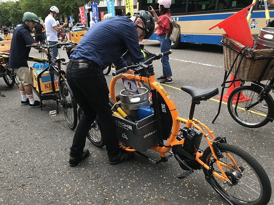 我らがSTROKEは弊社社長がライダー!